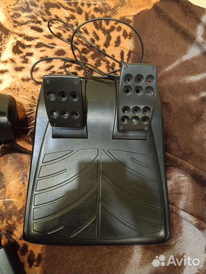 Игровой руль Logitech driving force gt