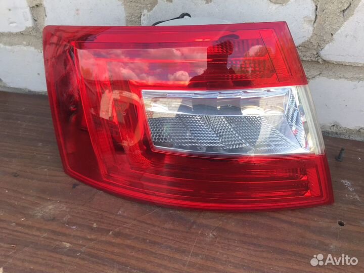 Задний левый фонарь шкода октавия 2014 г