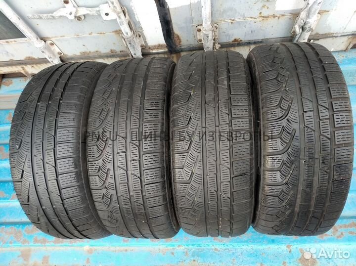 Pirelli Winter Sottozero 210 Serie II 225/50 R17 98T