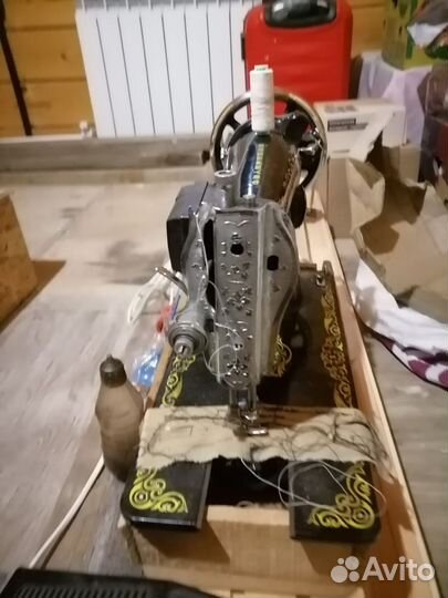 Швейная машина бу