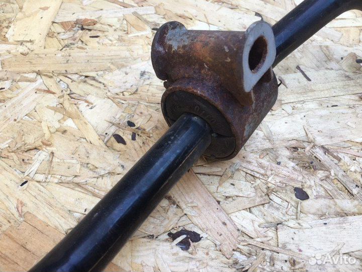 Стабилизатор задний Mercedes-Benz C300 4Matic W204