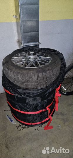 Колеса зимние 215 60 r17