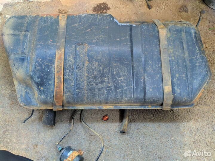 Бензобак приора,2110,11,12,13,14