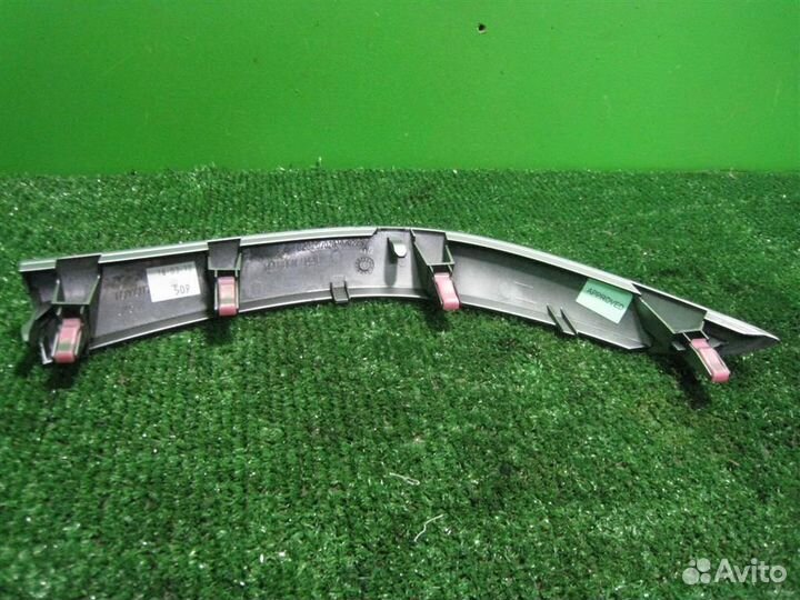 Накладка торпедо левая Toyota Auris E150 2010