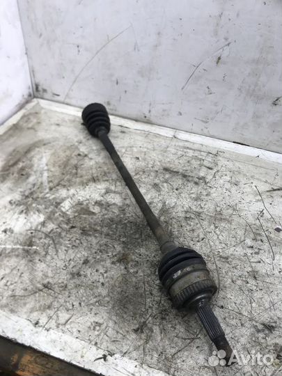 Привод передний правый Nissan March