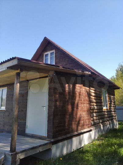 Дом 54 м² на участке 6 сот.