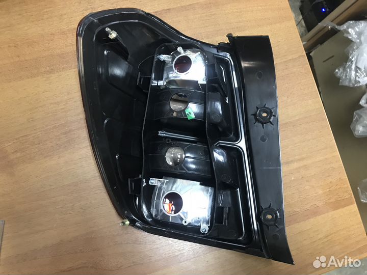 Фонарь задний правый Chevrolet Cobalt Ravon R4