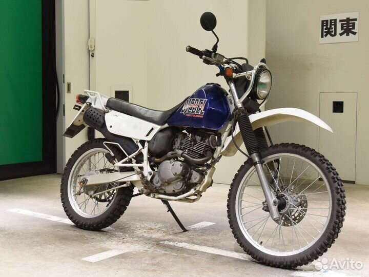 Suzuki Djebel 200