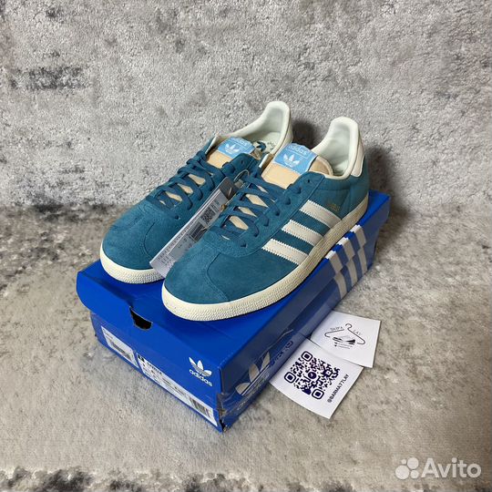 Кроссовки Adidas Originals Gazelle новые 8,5UK