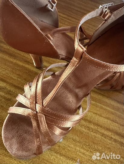 Туфли латина новые 37 размер 23,5см каблук 8