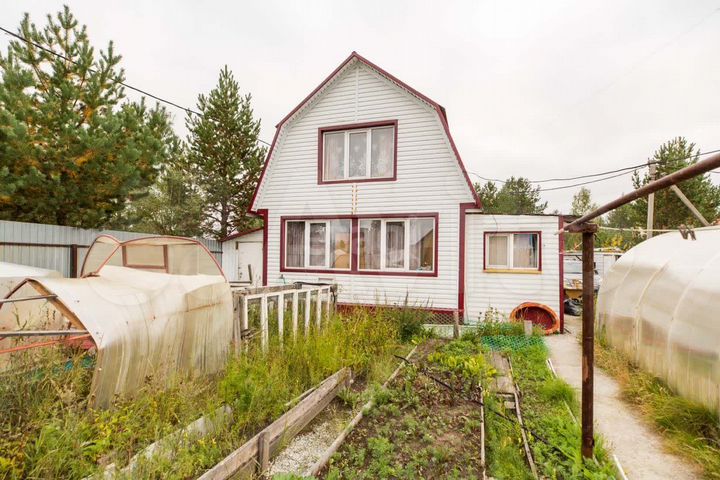 Дом 64 м² на участке 7,2 сот.