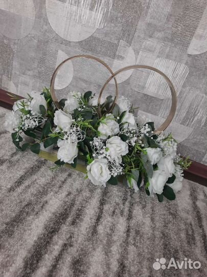 Свадебные кольца на машину