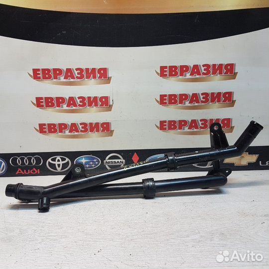 Патрубок системы охлаждения Mercedes-Benz E-Class