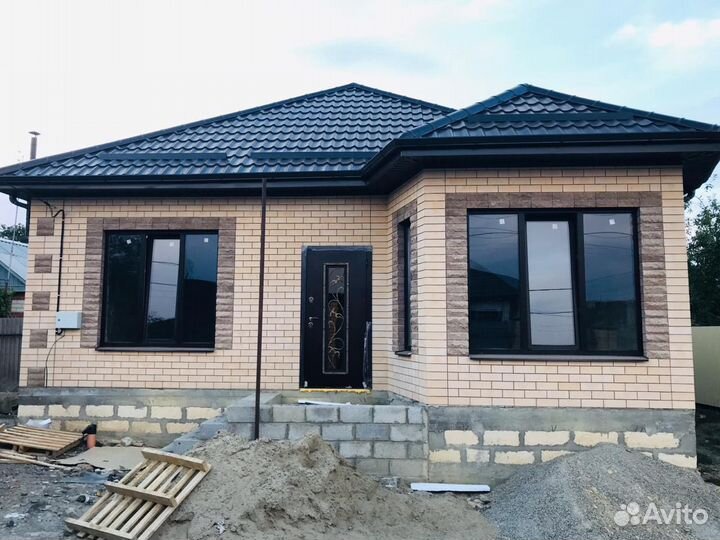 Коттеджная дверь Ковка