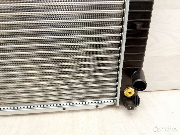 Радиатор охлаждения SsangYong Actyon 2010-2013