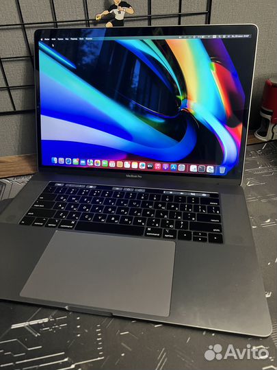 MacBook Pro 15 2019 Touch Bar 512gb