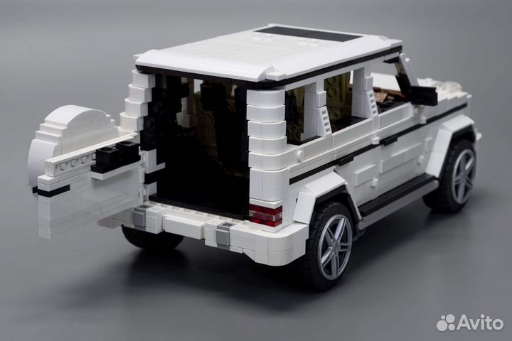 Lego Mercedes-Benz G63 AMG, модель машины 1:16