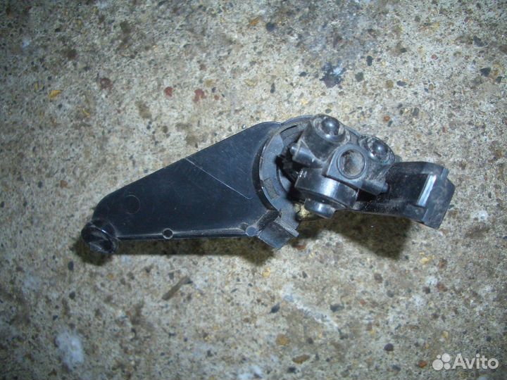 Омыватель фары правой ниссан Тиида с 07