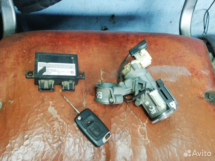 Замок зажигания Джили Эмгранд EC-7