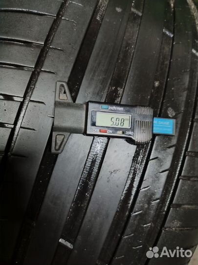 Michelin Pilot Sport 4 SUV 295/40 R21 111Y