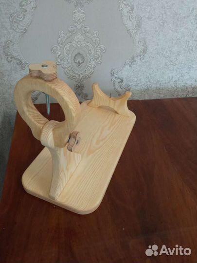 Хамонера, подставка для хамона