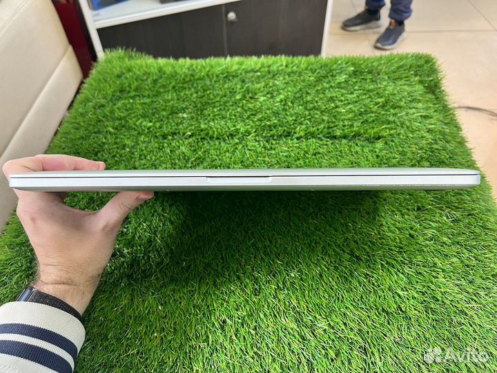 Максимальный MacBook Pro 15 Retina i7 768gb SSD