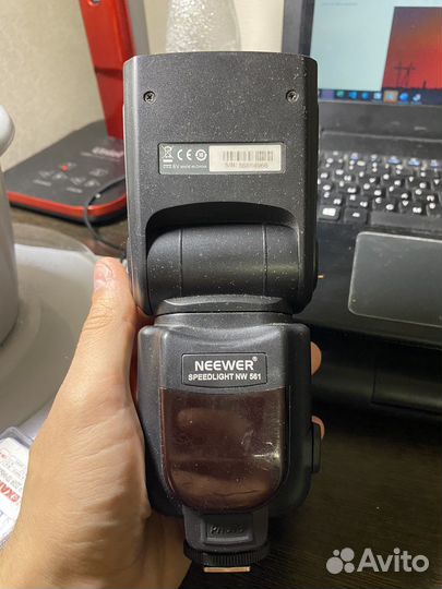 Вспышка Neewer