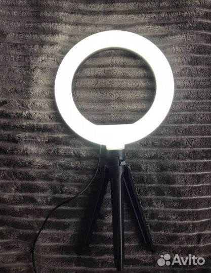 Кольцевая лампа