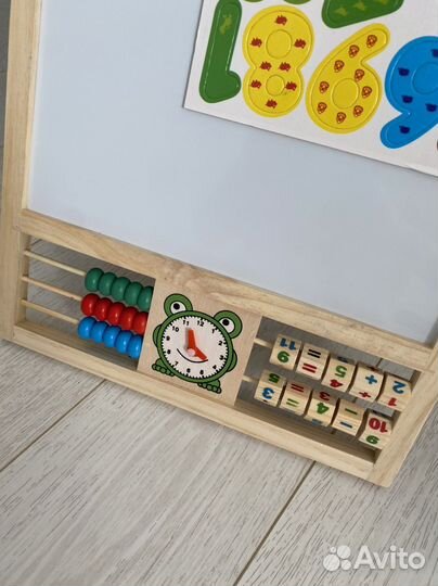 Магнитно-меловая доска новая