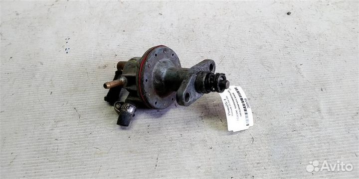 Насос топливный механический Renault 25