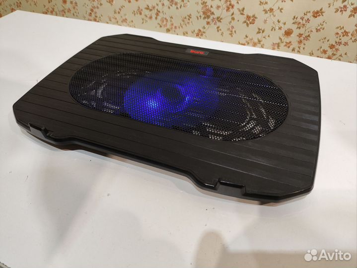 Подставка для ноутбука с охлаждением