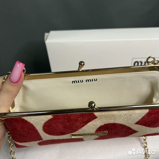 Клатч сумка сердце Miu Miu