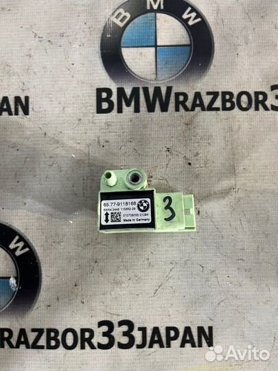 Датчик удара правый Bmw E60 седан N52B25 2008
