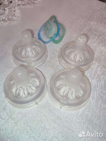 Соски на бутылочку avent и пустышки avent