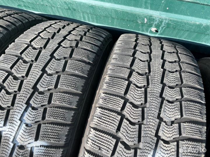 Pirelli Winter Ice Control 215/60 R17