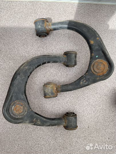 Рычаги передней подвески Lexus GX470 2007