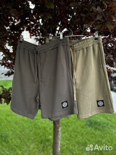 Мужские шорты stone island