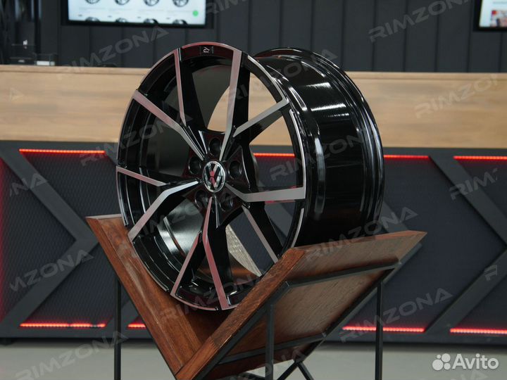 Литые диски R18 для Volkswagen. Арт2114