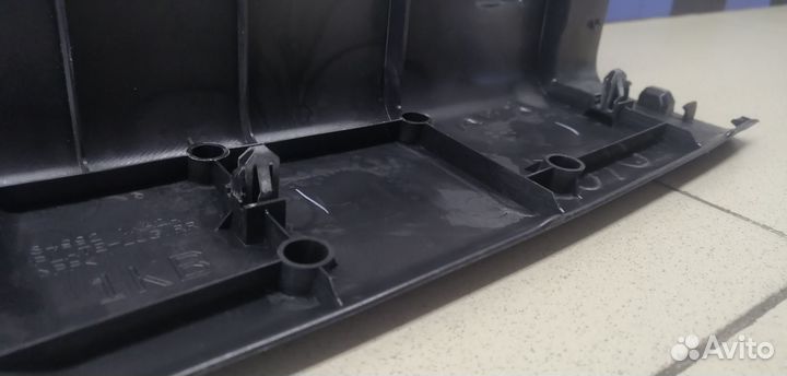 Обшивка багажника Juke (F15) 2011