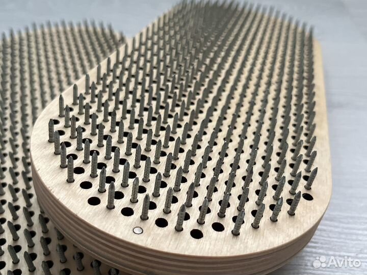 Доска с гвоздями садху