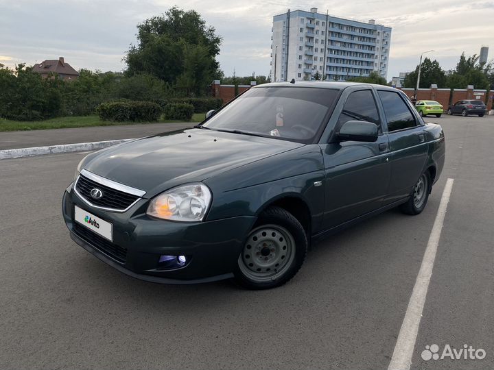 LADA Priora 1.6 МТ, 2010, 200 000 км