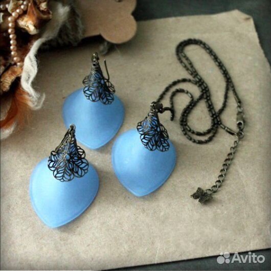 Комплект бижутерии колье, серьги