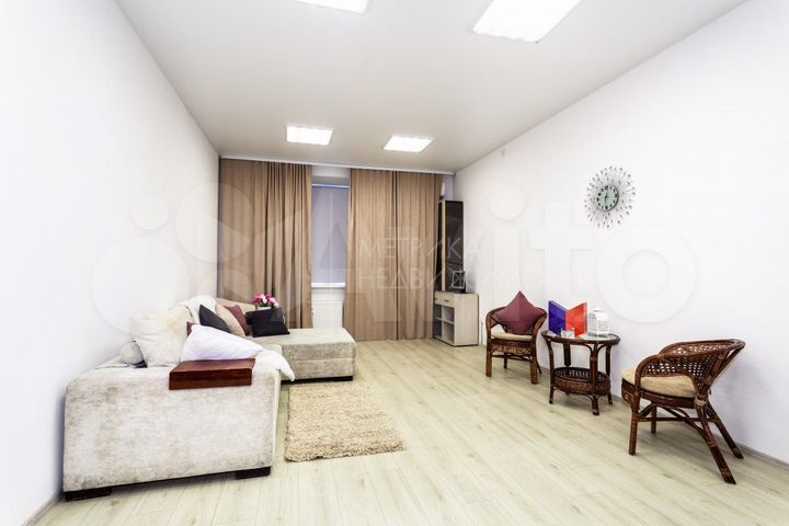 2-к. квартира, 68 м², 1/16 эт.