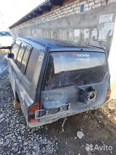 Suzuki Escudo 1.6 AT, 1996, 200 000 км