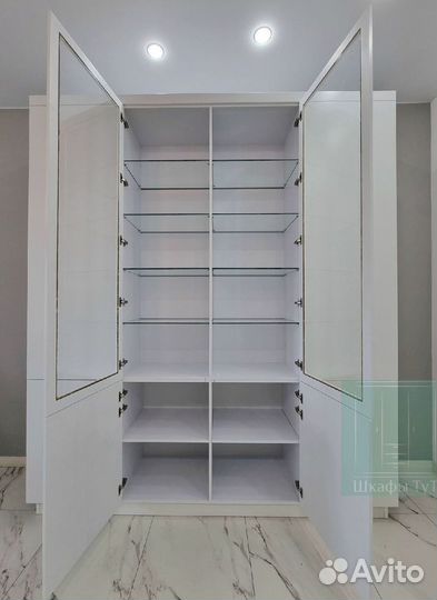 Встроенный шкаф
