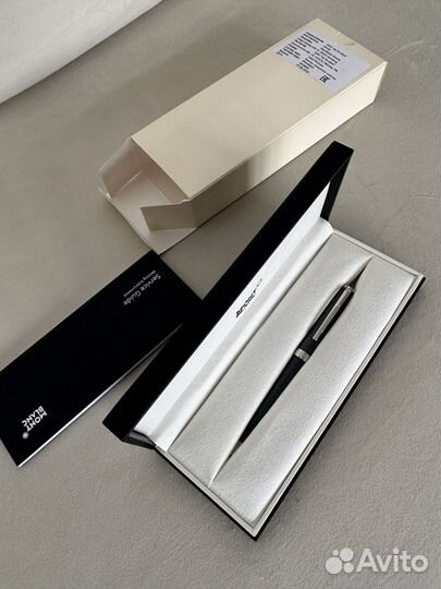 MontBlanc ручка