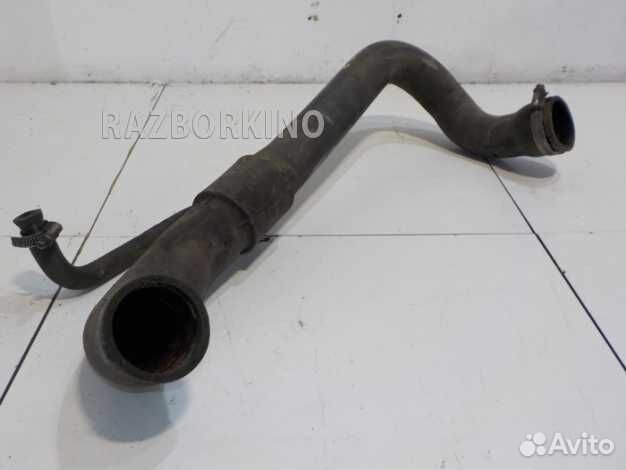 Патрубок системы охлаждения A6685002675