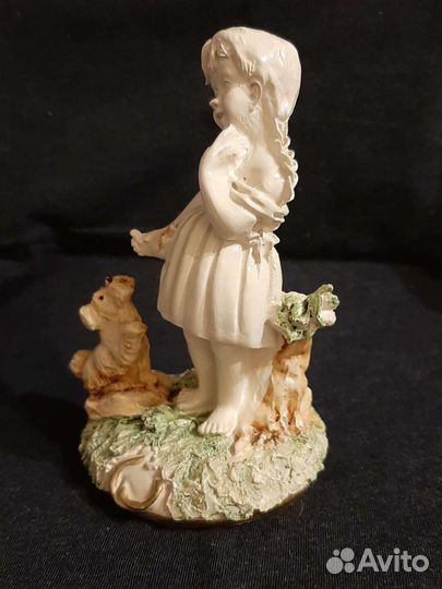 Статуэтка Девочка с собачкой, СССР