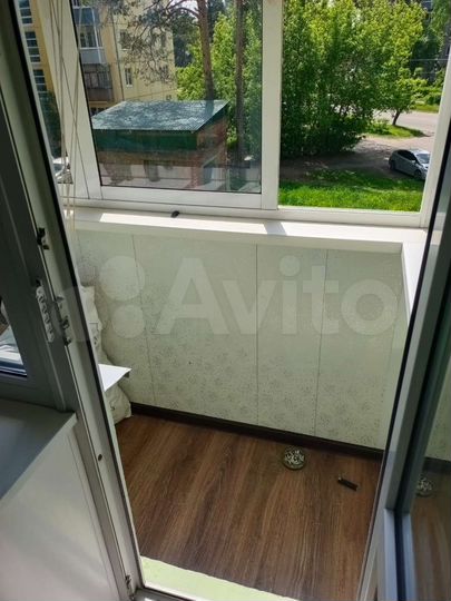 3-к. квартира, 55 м², 3/5 эт.