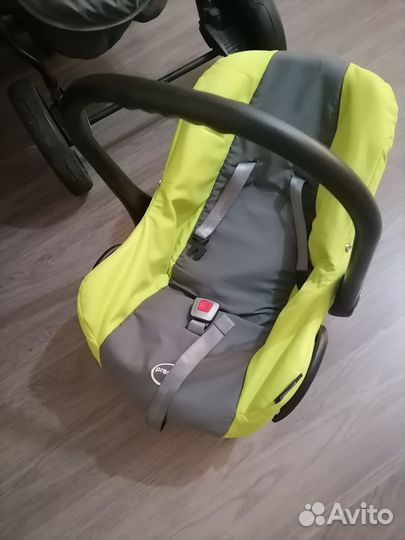 Коляска zippy 3 в 1